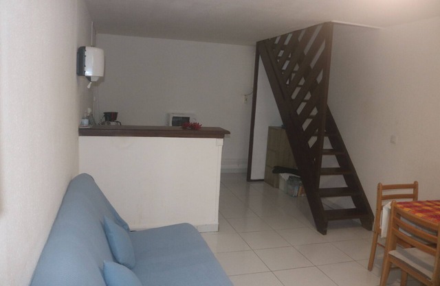 Lovely apartment in a quiet location close to all amenities