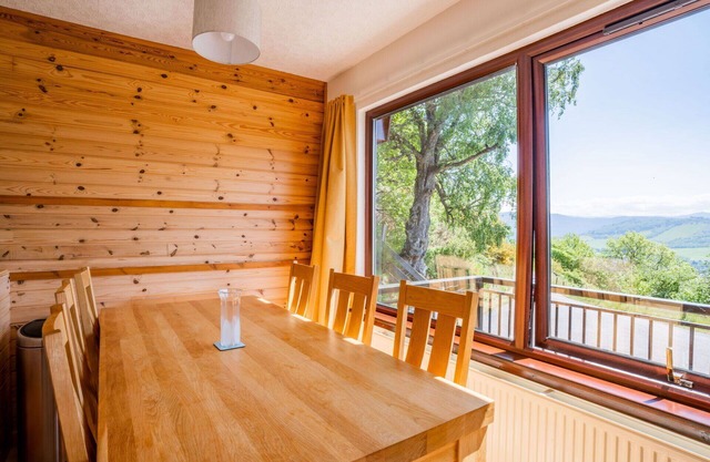 Lovely apartment in villa for 6 people with WIFI, TV, patio, panoramic view and parking
