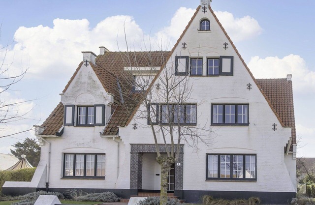 Lovely apartment in villa for 6 people with WIFI, TV, balcony and pets allowed