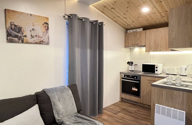 Lovely apartment in villa for 4 guests with WIFI, TV and terrace