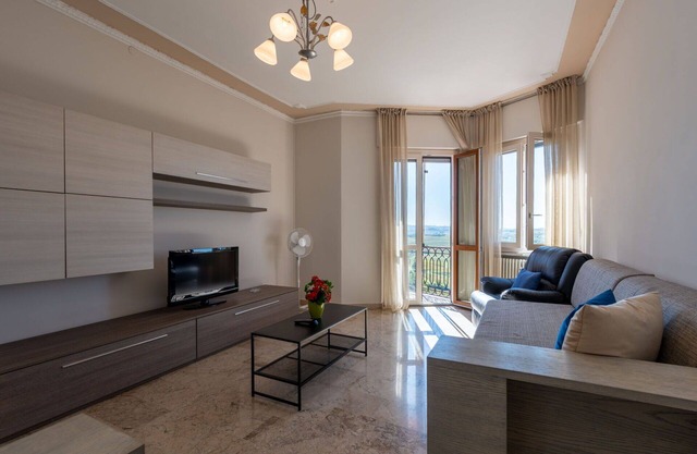 Lovely apartment for 4 guests with A/C, WIFI, balcony and panoramic view