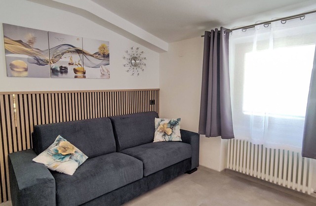 Lovely apartment for 5 guests with WIFI, TV, patio and panoramic view