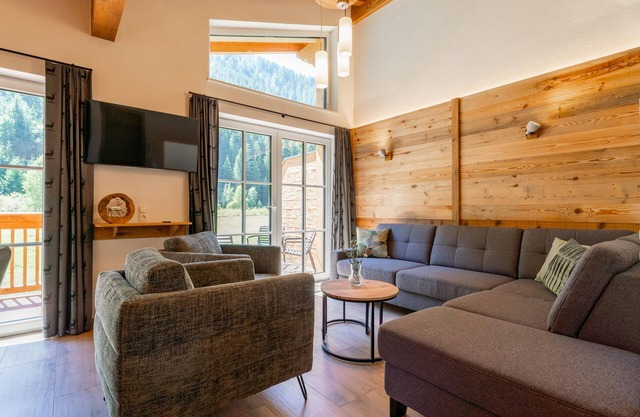 Lovely chalet with a private sauna near Flachau