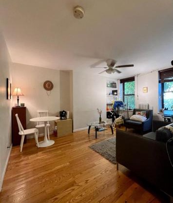 Lovely Full Apartment x East Village (Thompkins Square Park)