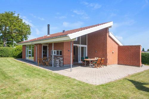 Lovely Holiday Home Near Beach And Nature