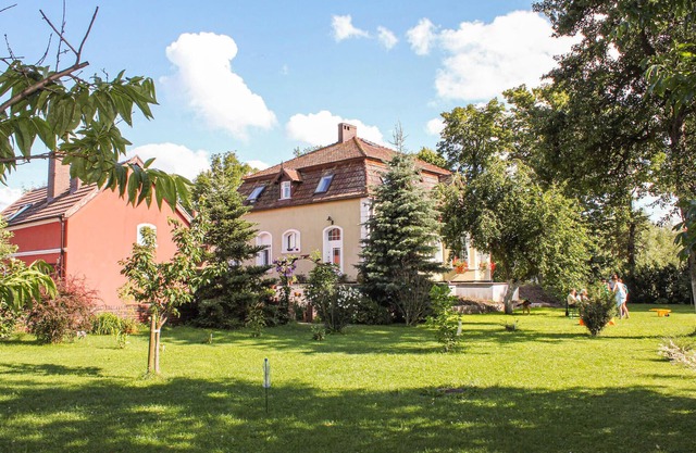Lovely home in Nowe Warpno