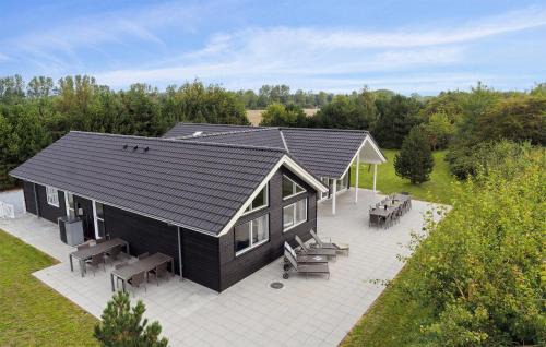 Lovely Home In Væggerløse With Sauna