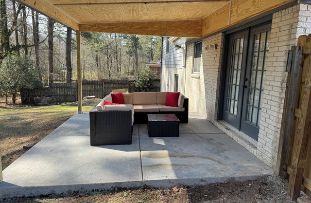 Lovely Home Near Airport and Downtown