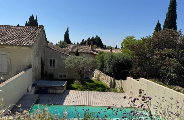 Lovely recently renovated Provencal house in the heart of the Alpilles mountains