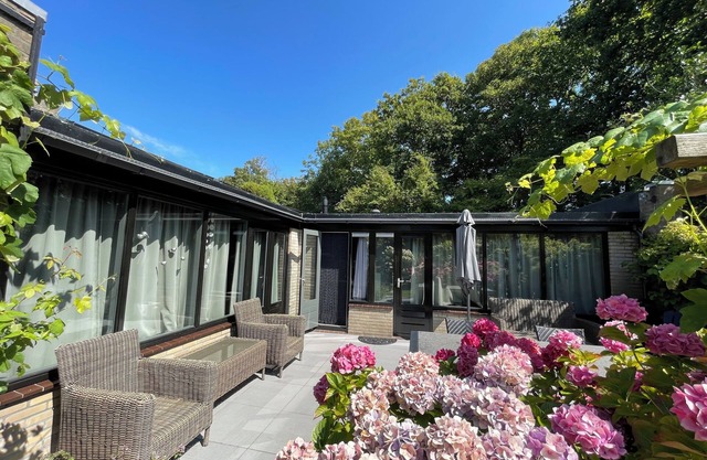 Lovely relaxing cottage close to beach and dunes
