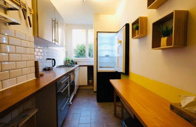 Lovely spacious nest in Ivry