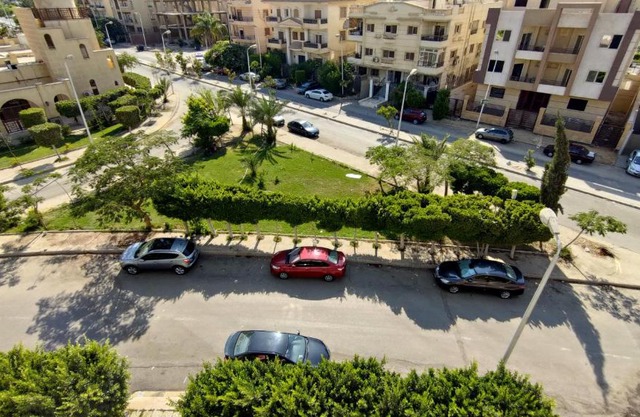 Lovely Studio in Private Villa with Garden View and Free Parking