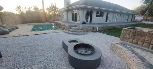 Lovely summer holiday home in Somerset West