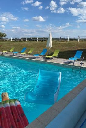 loveyou Villalunoterie Futuroscope Piscine spa 4pers