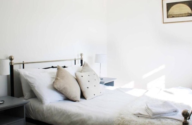 Low Cost, Pet Friendly 4 Bed + Parking (05)