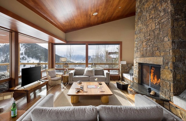 LPJH | The Lookout | Elevated living and Unbeatable Views