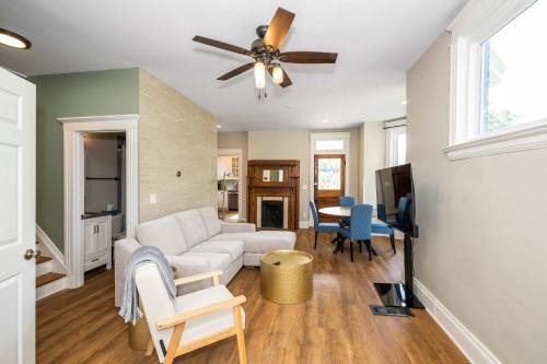 Ludlow Lodge with City Views