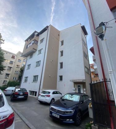 Luka Central Apartment