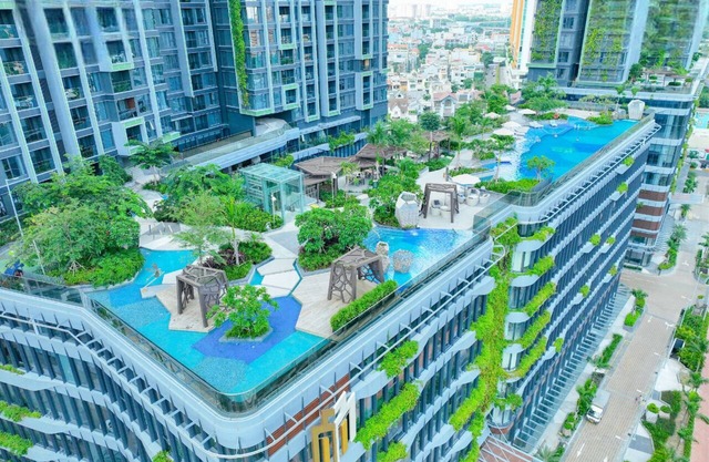 Lumière Vacation by Urban Home