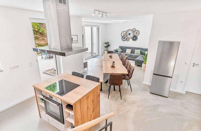 LUMlFLATS: 4 Zimmer/E-Ladestation/Dachterrasse