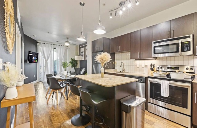 Lux 1B w Pool Near Toyota HQ, The Star Legacy Wes