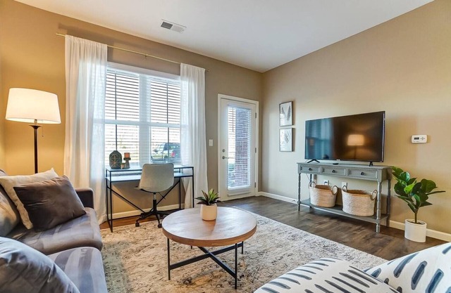 Lux Dublin 2BR | 1st Floor | W/D | Pet Friendly!