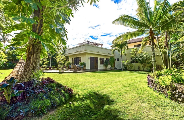 Lux family-friendly. Steps to beaches, restaurants & shopping.