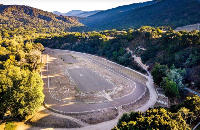 LUX3 Carmel Valley Briar Rose Cottage