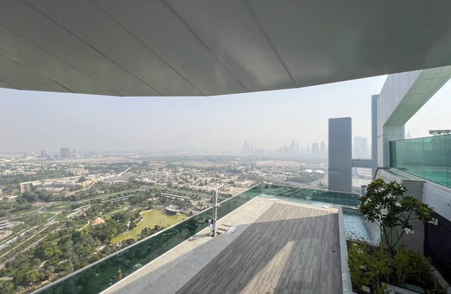 LUXE 2BR AT 1 RESIDENCES WASL NEAR METRO STATION