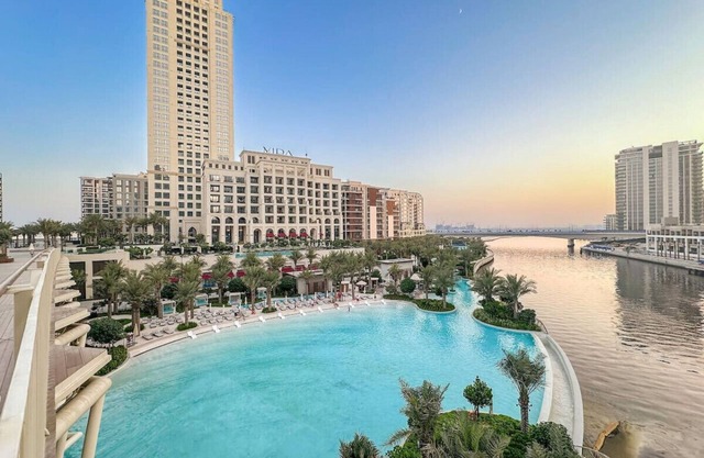 Luxe 2BR w/Pool, Water & Skyline Views | Dubai Creek Harbour