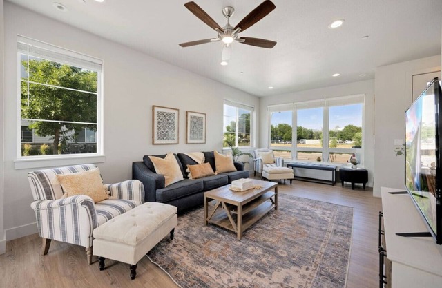 Luxe 3BR Patio Old Town Gem