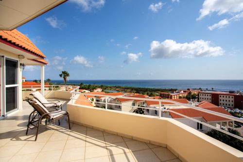 Luxe Penthouse Royal Palm
