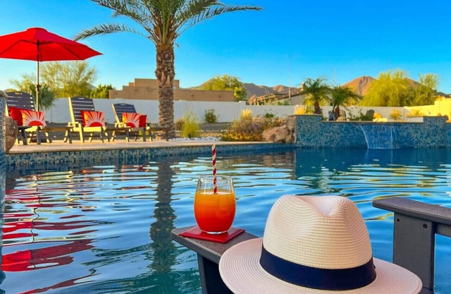 Luxe Resort | Heated Pool+Spa | 5 Bedrooms