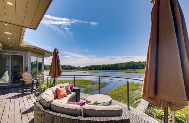 Luxe Scituate Vacation Rental w/Private Hot Tub!