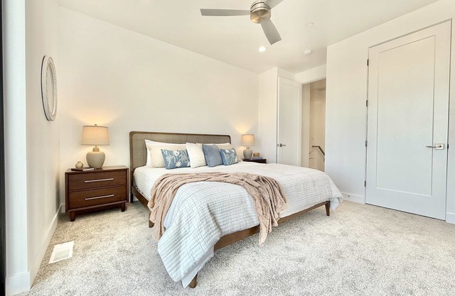 Luxe Townhome by Zion & Bryce w/Red Rock Views