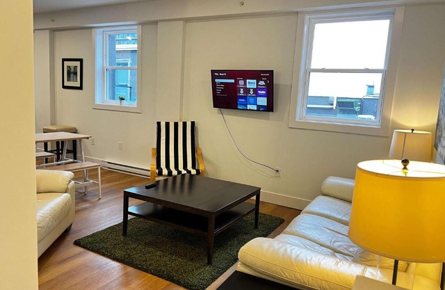 Luxe Urban Retreat, Unit 602