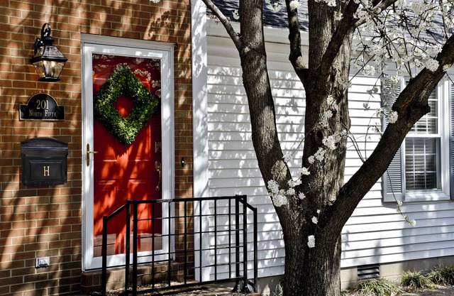 Luxurious 2BR/2Bath with Outdoor Courtyard and Garage in Downtown Bardstown