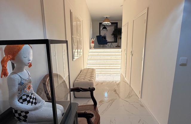Luxurious 6-bedroom villa with WiFi, AC in delightful Cinfães