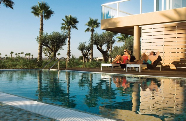 Luxurious and Spacious Villa with a PRIVATE POOL