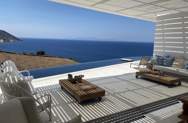 Luxurious Antiparos Villa with Infinity Pool and Stunning Sea and Sunset views
