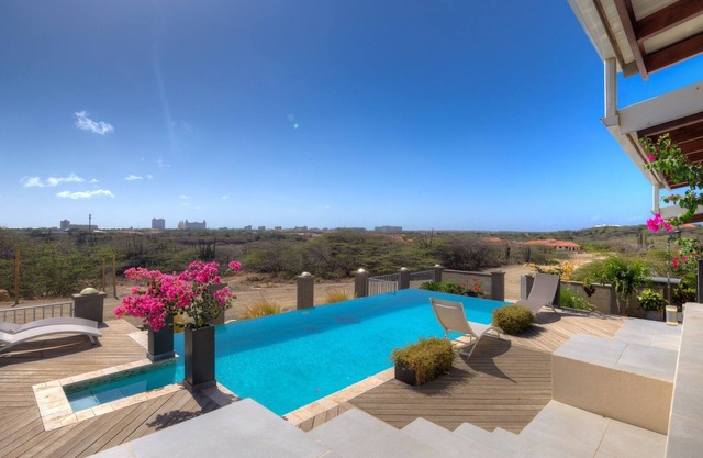 Luxurious apartments very close to the beaches with amazing view.