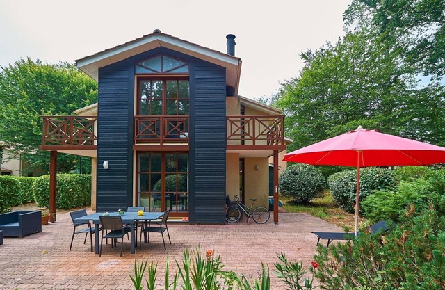 Luxurious detached villa with beautiful garden on castle estate