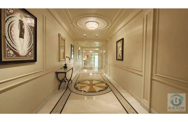 Luxurious Fully Furnished Creek View