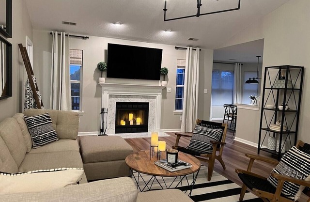 Luxurious Grand Park Home with Game Room and XBox