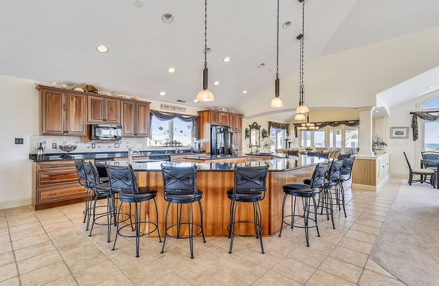 Luxurious Home with Ocean and Bay Views in Gated Community