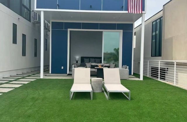 Luxurious Master Suite in iconic Ocean Beach