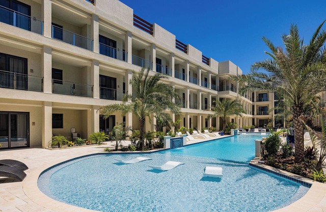 Luxurious Ocean view Apartment - private balcony/2 bedroom/2bath, Noord, Aruba