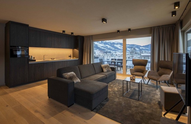 Luxurious penthouse on the golf course