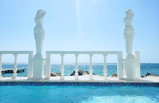 Luxurious Villa Fillipe 1 Brand New! Sea View: Spacious, Private Pool & AC