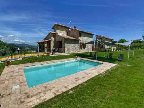Luxurious Villa in Vasciano Umbria with Private Pool